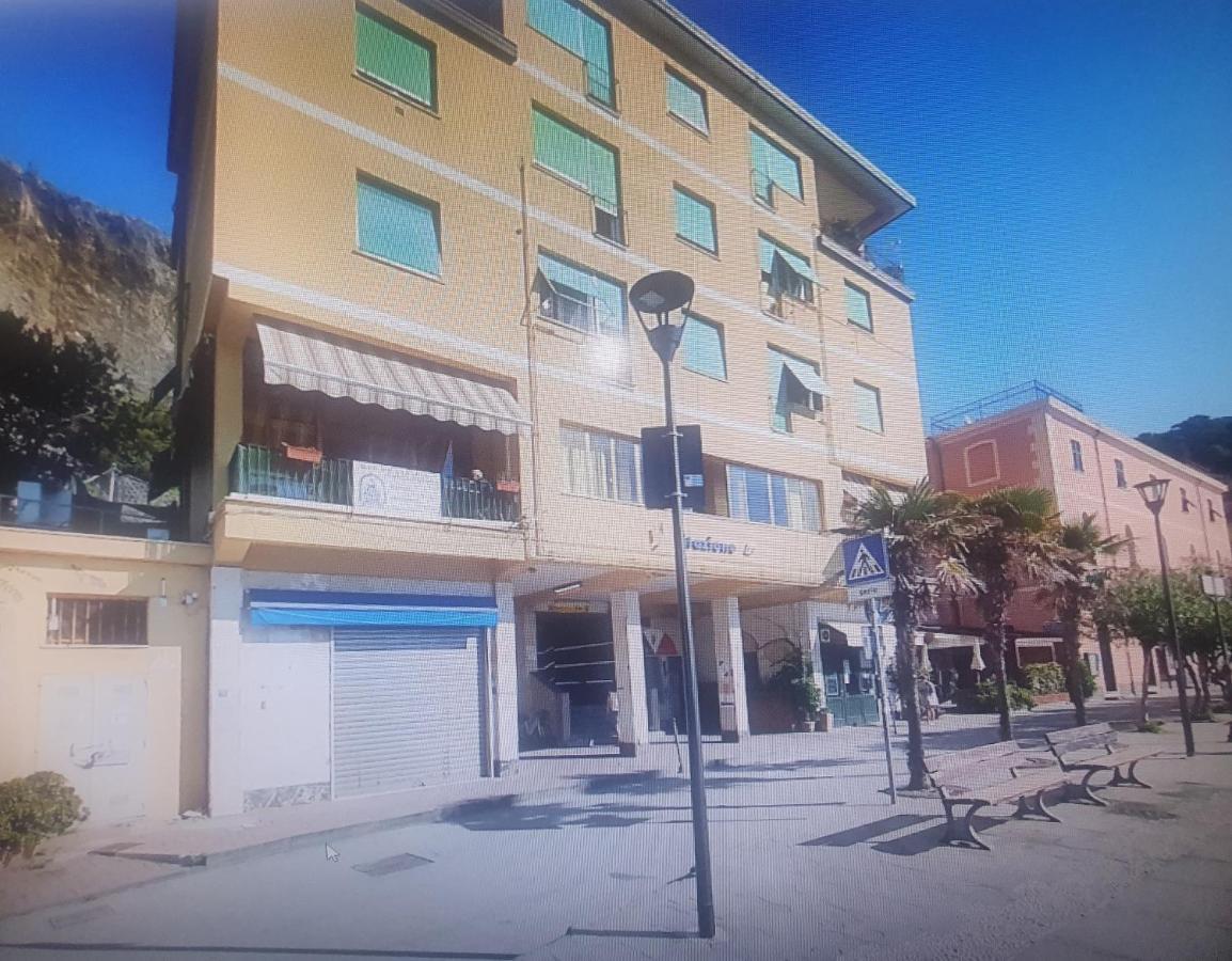 Monterosso Apartments In Servano'S Villas Монтеросо ал Маре Екстериор снимка